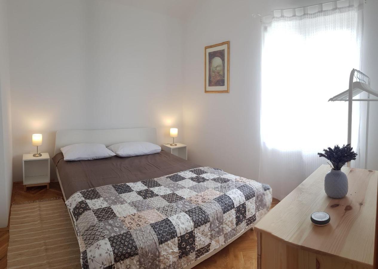Mitra Apartments Malinska Exteriér fotografie