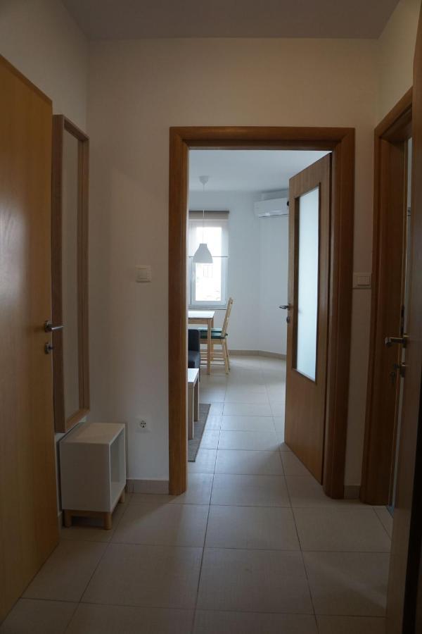 Mitra Apartments Malinska Exteriér fotografie